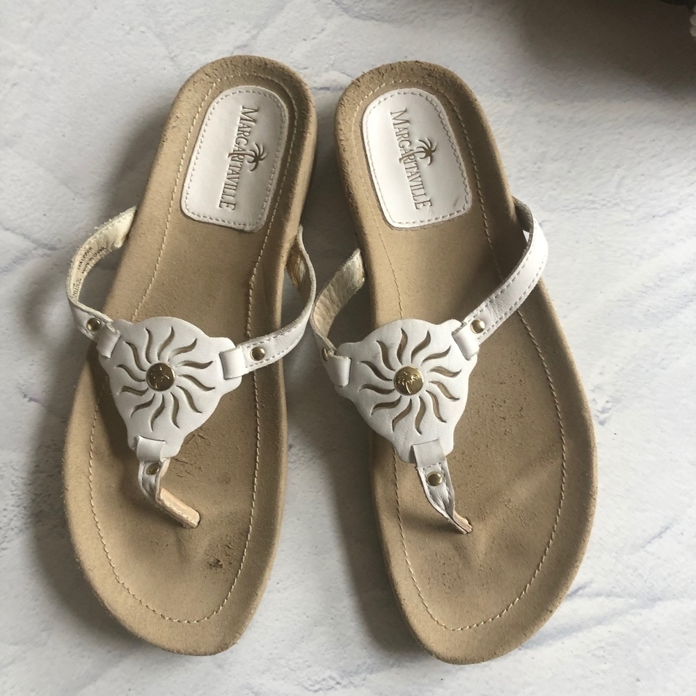 Margaritaville White Sunrays Thong Flip Flops 8